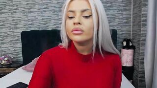 CandeeLords platinum blonde cam video
