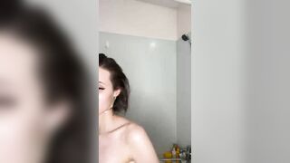 LeslyHorton horny webcam model seducing guys cam video chat li-in 051121