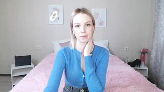 KarolinaGrey cam video - sexy blonde