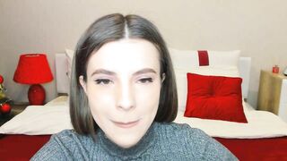 MilanaStark cute face short hair brunette webcam video11012022 1604