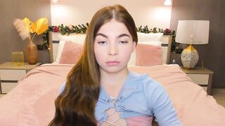 EvaFarrero - pretty teen girl sucks candy and thinks about my dick in her mouth 17012022 webcam video l-in