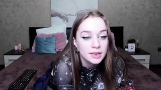 EmilyBones webcam video 180222