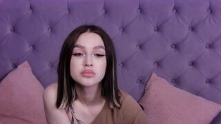 KatieJess cam video - live stream chat