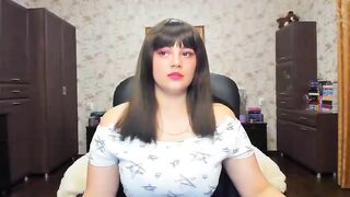 KatharineBlare rate and comment webcam video and say something warm to a girl
