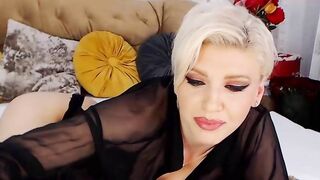 EmmaAmstrong webcam video - guys please rate and comment the live show 1
