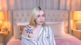 IvoryJones webcam video 19072022 1450