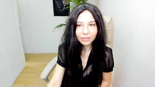 KristaBond webcam model live web show 02-09-2022 1157