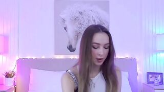 Cute face blonde teen EmilySimon webcam video
