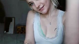 xaprilxlovex 2022-12-19 2110 webcam video