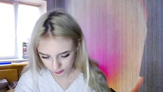 Ririma_xo 2022-12-23 1503 webcam video