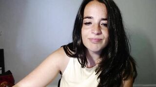 melaniebiche 2022-12-31 1308 cam girl masturbates during live stream