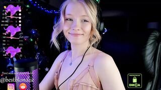 bestblondiiecb 2023-01-05 1855 hot cam girl