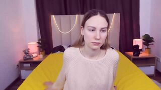 CamillaEllis what a fucking hot perfect-shaped webcam girl