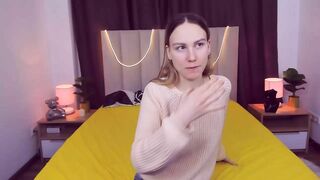 CamillaEllis what a fucking hot perfect-shaped webcam girl