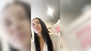 JillianFox small tits cam stunner video