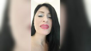 RossanaMonti big tits round ass and cute face webcam girl video