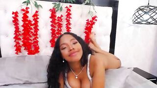 ErmineMonroy busty and booty horny camgirl video