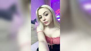 SophiaAvery horny fuckable wet pussy cam girl recorded live chat video