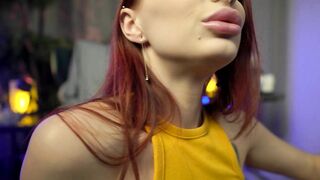 ViktoriaRoberts naughty spicy playful and always wet cam girl