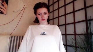 kate_cuddle 2023-07-11 0900 webcam video