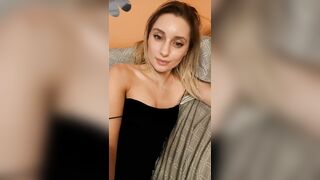 DalyaNash webcam video 1707232132