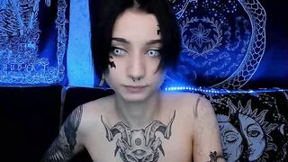 nikki_webb 2023-07-19 1330 webcam video